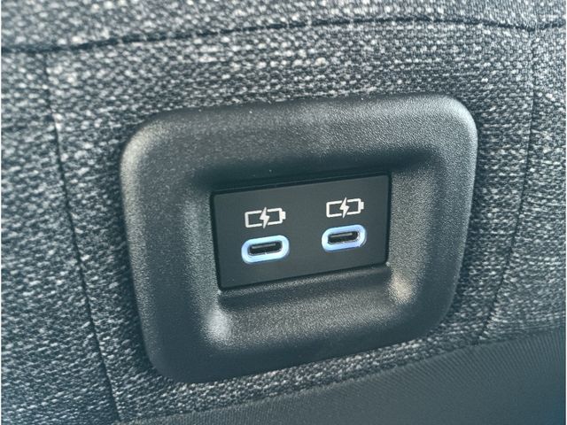 TOYOTA SIENTA HYBRID 2025