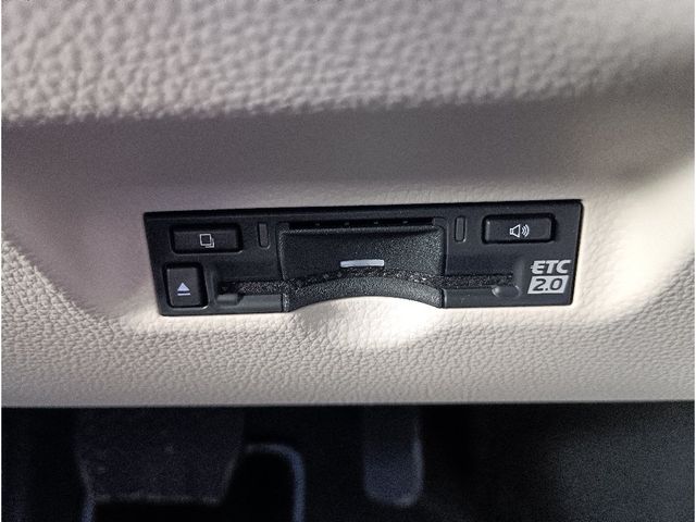 TOYOTA SIENTA HYBRID 2025