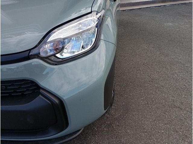 TOYOTA SIENTA HYBRID 2024