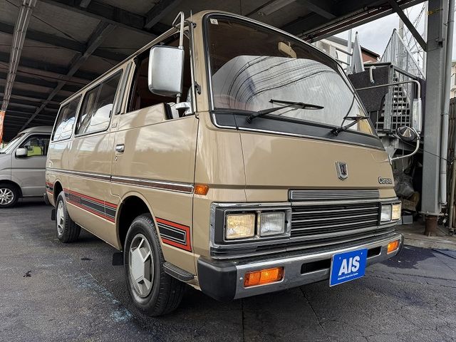 NISSAN CARAVAN coach 1985
