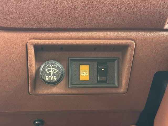 NISSAN CARAVAN coach 1985