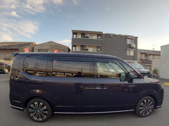 HONDA STEPWAGON e:HEV SPADA 2025