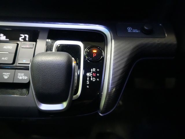 HONDA STEPWAGON SPADA HYBRID 2019