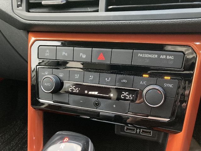 VOLKSWAGEN VOLKSWAGEN T-Cross 2020