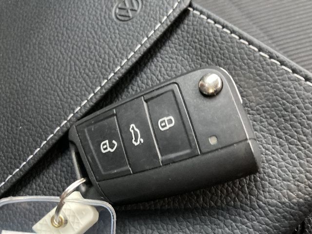 VOLKSWAGEN VOLKSWAGEN T-Cross 2020