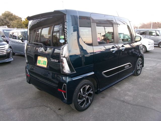 DAIHATSU TANTO CUSTOM 2022