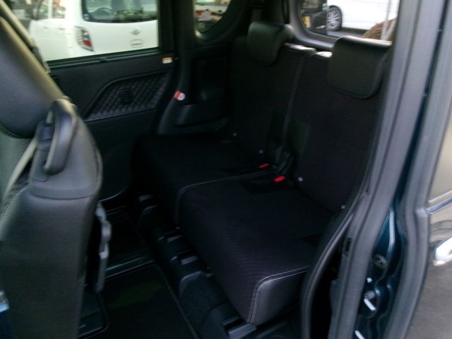 DAIHATSU TANTO CUSTOM 2022