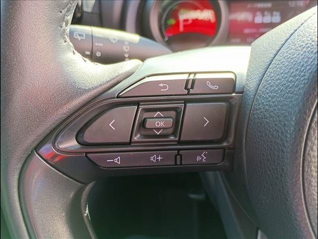 TOYOTA YARIS CROSS HYBRID 2020