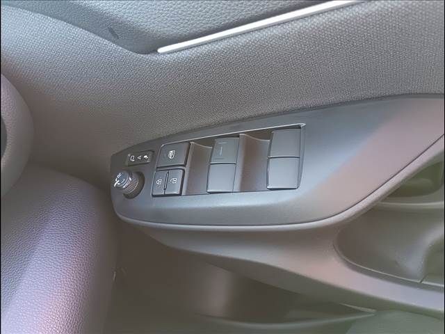 TOYOTA YARIS CROSS HYBRID 2020