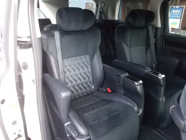 TOYOTA VELLFIRE 4WD 2015