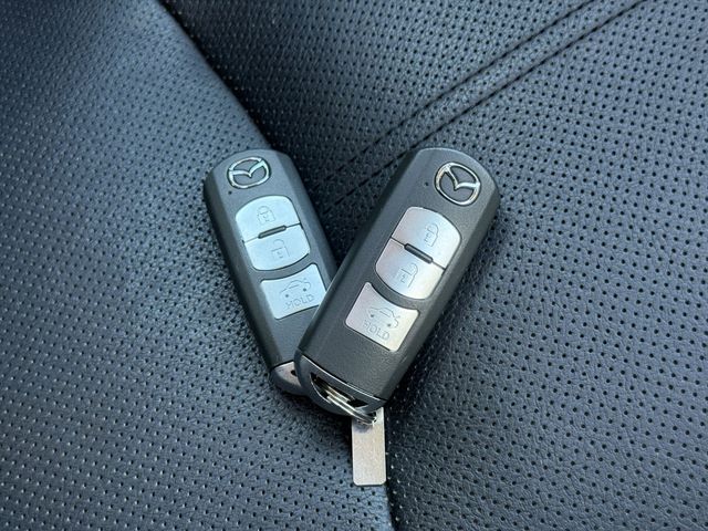 MAZDA AXELA sedan 2016