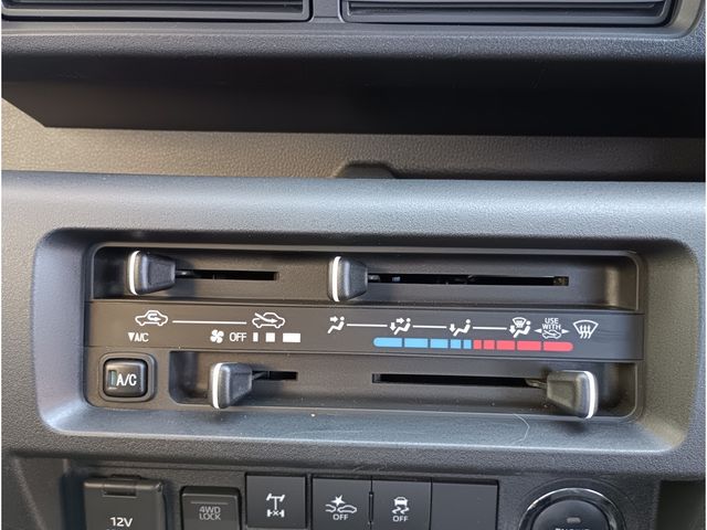 DAIHATSU HIJET truck 4WD 2023