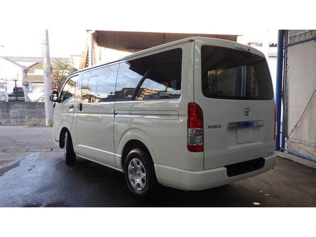 TOYOTA HIACE van 1.15t 2WD 2025