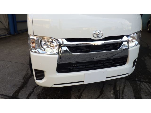 TOYOTA HIACE van 1.15t 2WD 2025