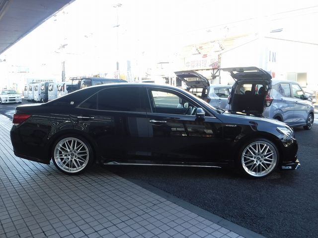 TOYOTA CROWN sedan hybrid 2014