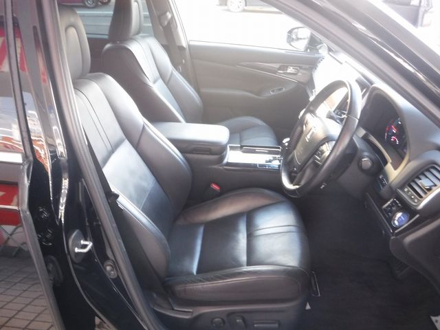 TOYOTA CROWN sedan hybrid 2014