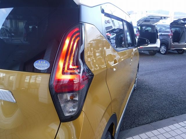 MITSUBISHI ek X 4WD 2019