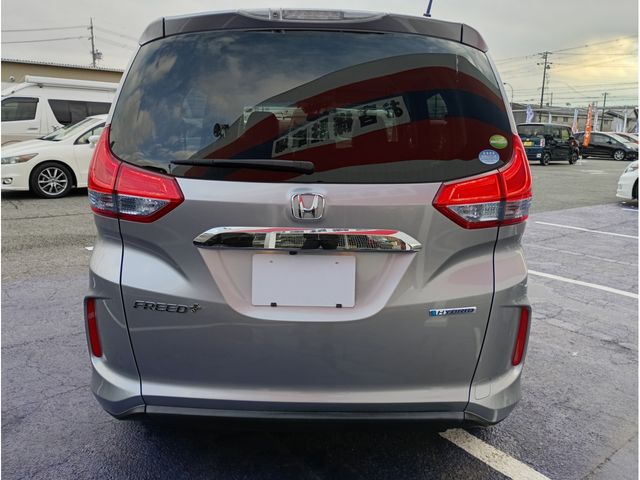HONDA FREED plus HYBRID 2018