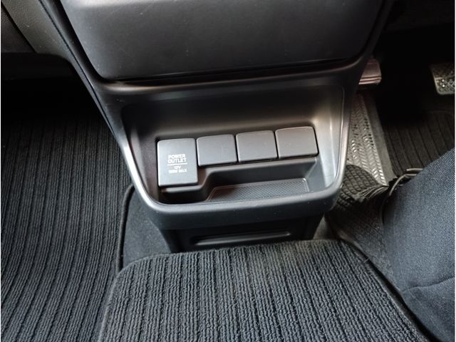 HONDA FREED plus HYBRID 2018