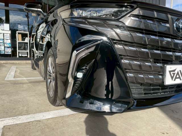 TOYOTA ALPHARD 2024