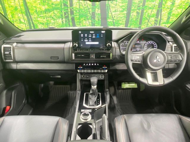 MITSUBISHI TRITON 2024