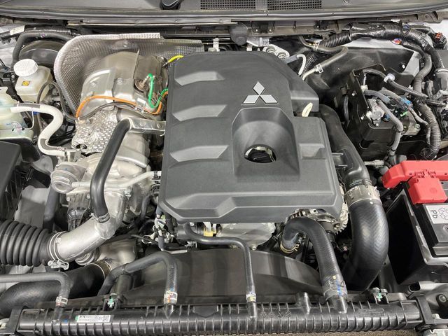 MITSUBISHI TRITON 2024