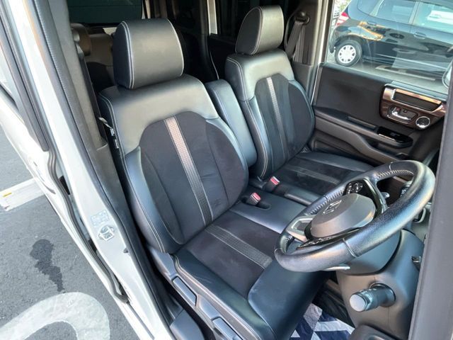 HONDA N BOX CUSTOM 2019