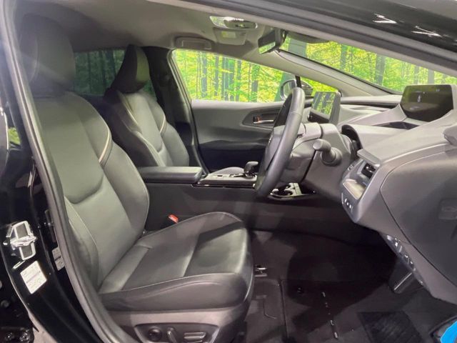 TOYOTA PRIUS PHV 2023