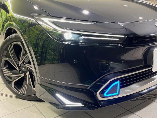 TOYOTA PRIUS PHV 2023
