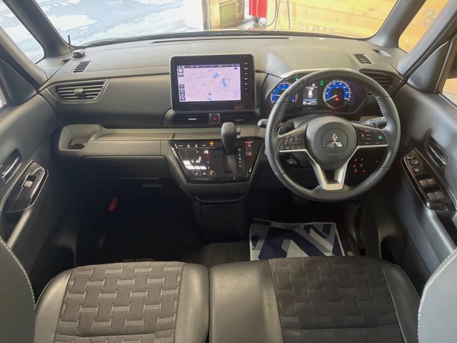 MITSUBISHI DELICA MINI 2023