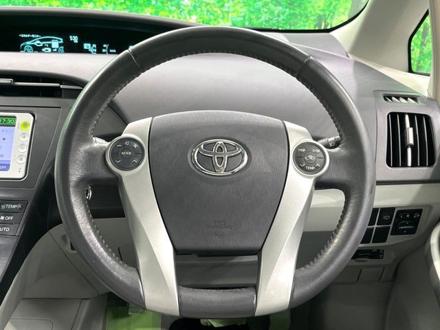TOYOTA PRIUS 2011