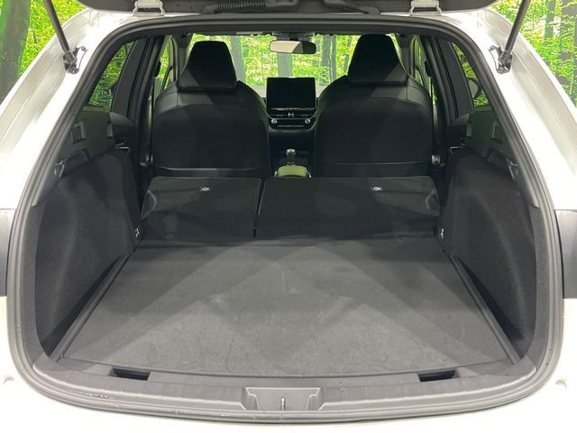 TOYOTA COROLLA TOURING HYBRID 2023