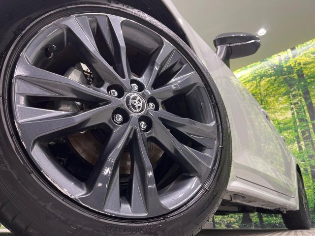 TOYOTA COROLLA TOURING HYBRID 2023