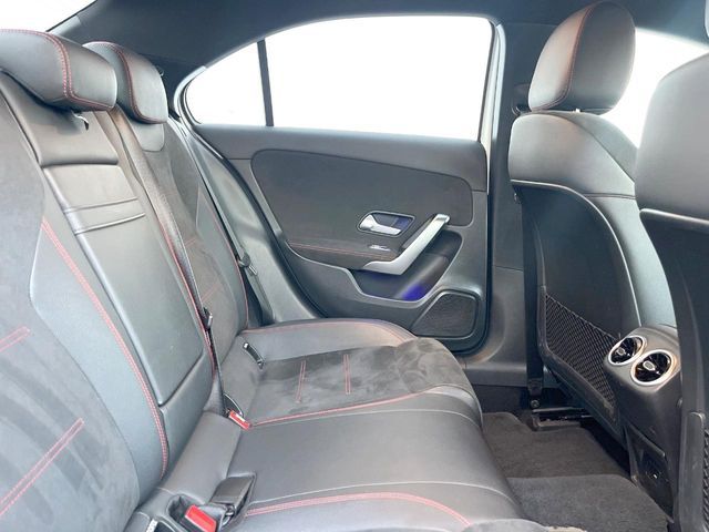 MERCEDES BENZ MERCEDES BENZ A class sedan 2023