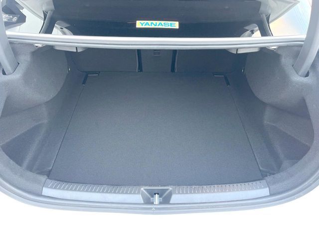 MERCEDES BENZ MERCEDES BENZ A class sedan 2023