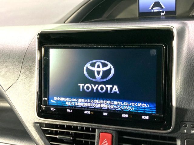 TOYOTA NOAH 2019
