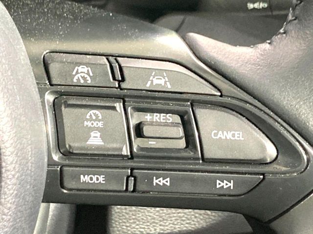 TOYOTA YARIS CROSS 2025