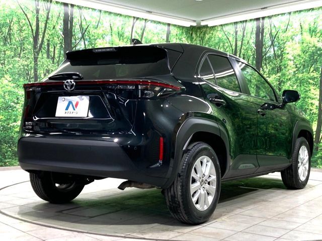TOYOTA YARIS CROSS 2025