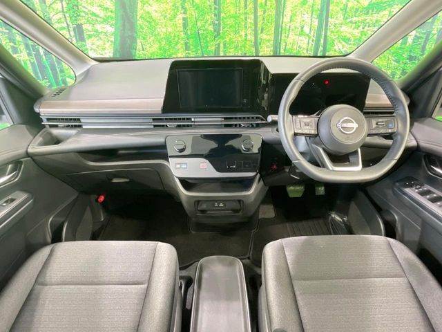 NISSAN SERENA  WG 2024