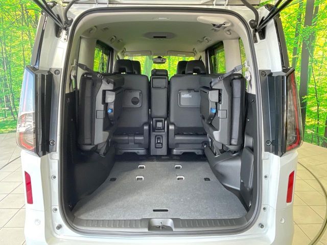 NISSAN SERENA  WG 2024