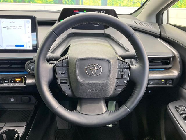 TOYOTA PRIUS 2025
