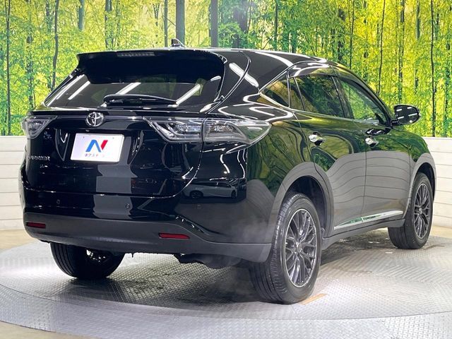 TOYOTA HARRIER 2WD 2016