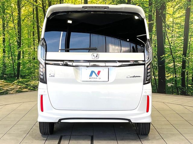 HONDA N BOX CUSTOM 2019