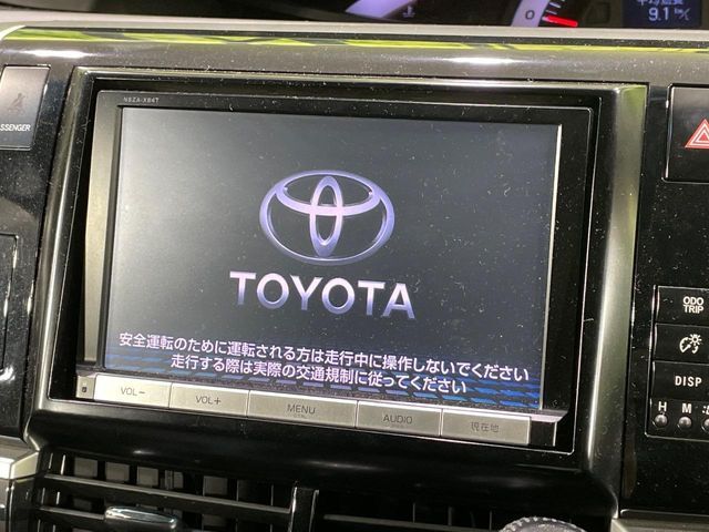 TOYOTA ESTIMA 2015