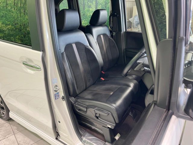 HONDA N BOX CUSTOM 2018