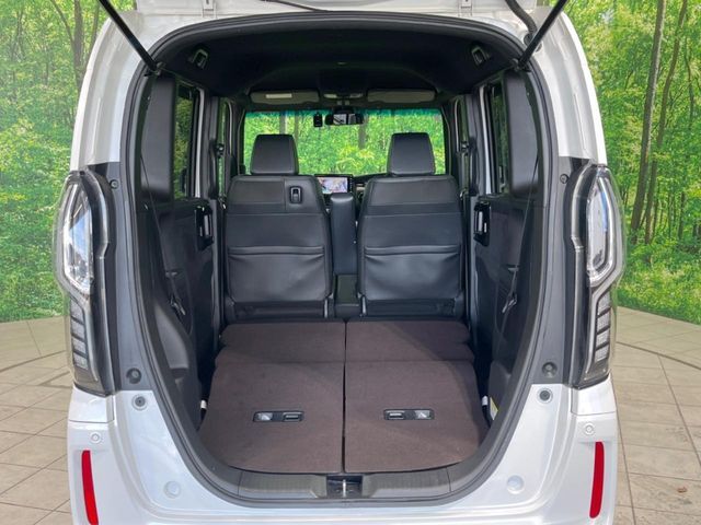 HONDA N BOX CUSTOM 2018