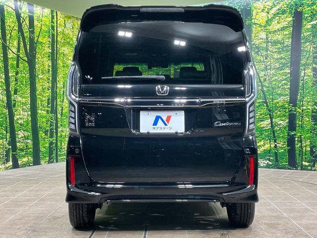 HONDA N BOX CUSTOM 2019