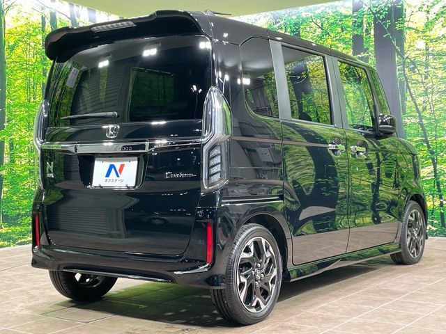 HONDA N BOX CUSTOM 2019