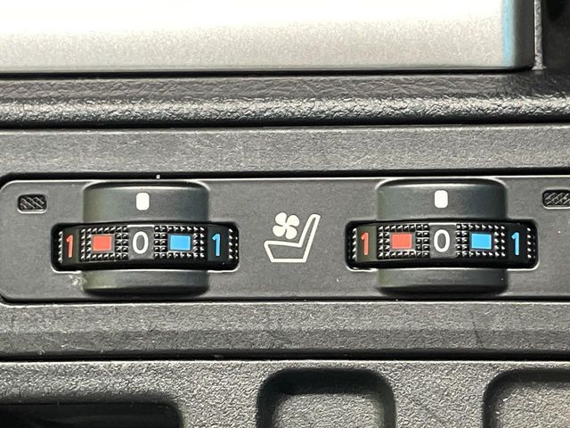 TOYOTA LANDCRUISER PRADO 2023