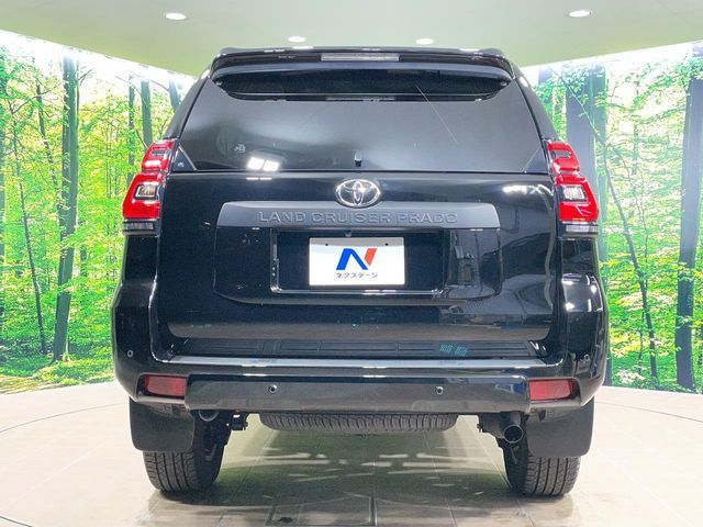 TOYOTA LANDCRUISER PRADO 2023